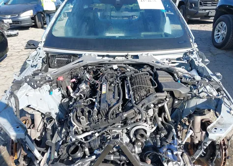 2024 BMW M4 Competition z USA, uszkodzony, nr VIN WBS33AZ05RCN73073